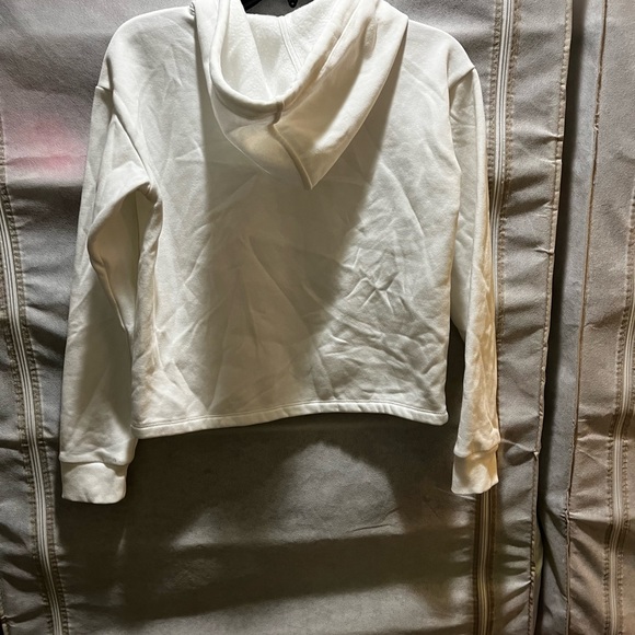 NWOT Calvin Klein Jeans sweatshirt with hoodie - Picture 7 of 9